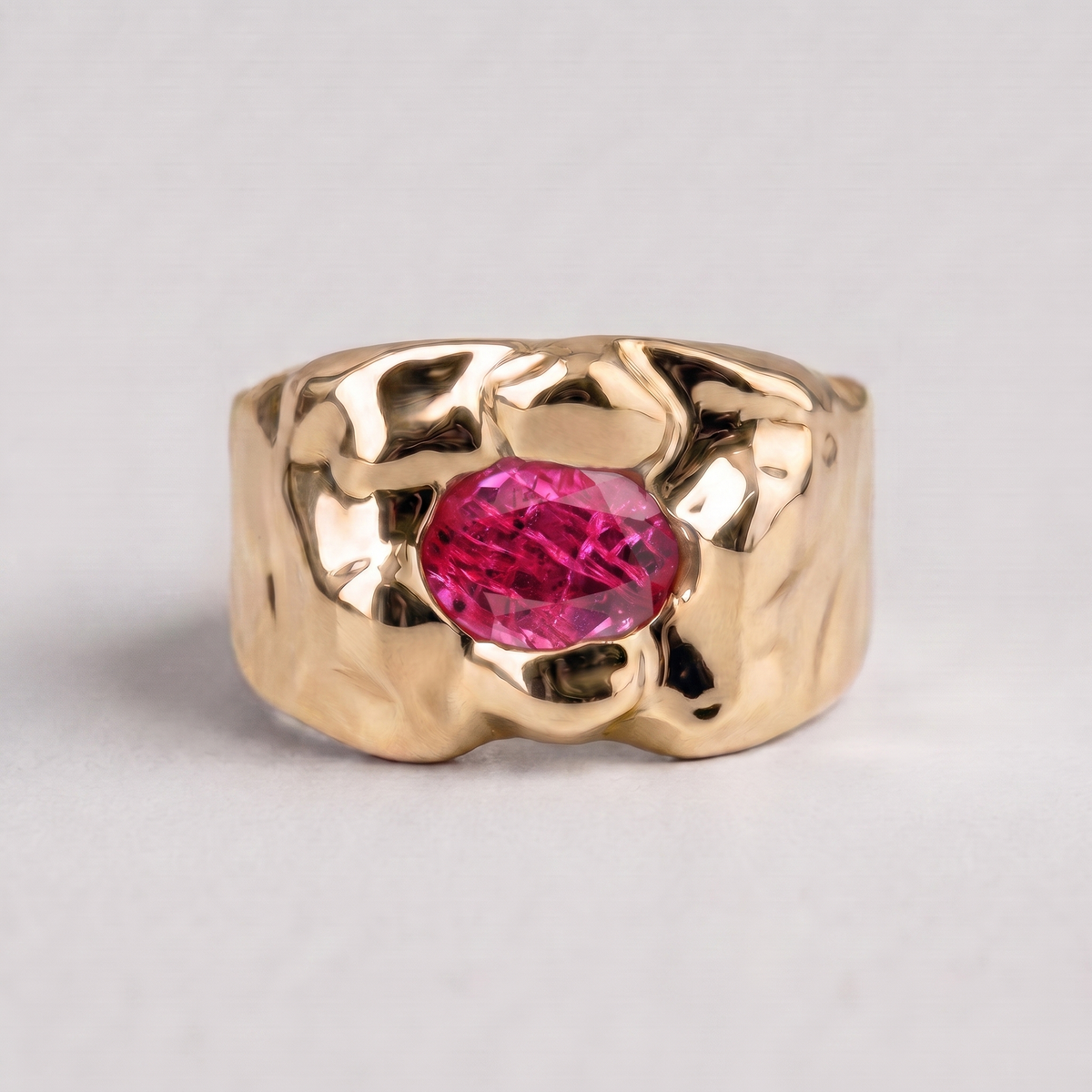 Molten Stone Signet, Gold, Mozambique Ruby