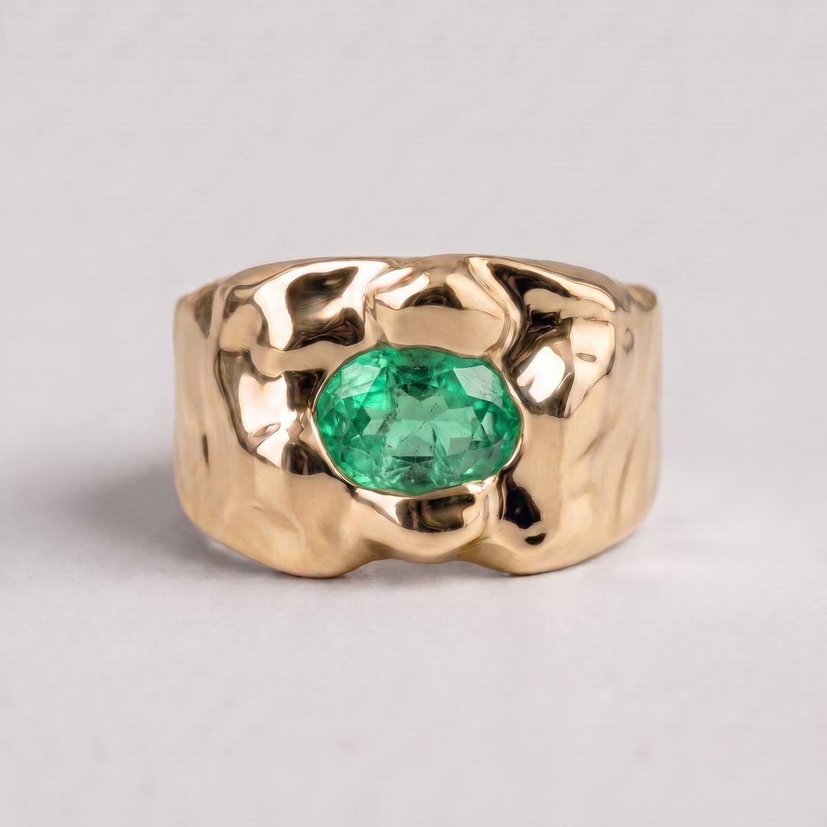 Molten Stone Signet, Gold, Colombian Emerald